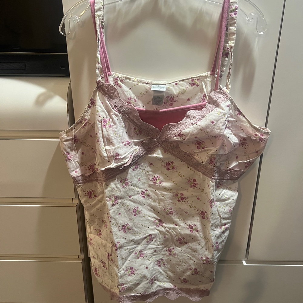 Fashion bug white and purple tank with flowers